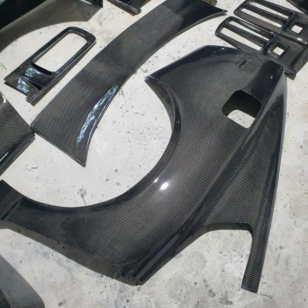 Datsun 240z 260z 280z rear overfenders oem style carbon fiber